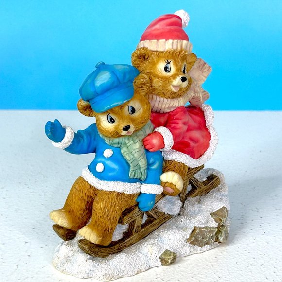 Second Nature Design Bear‎ Seasons Sleigh Ride Snuggle 4.75" Special Ed Figurine - Picture 2 of 6